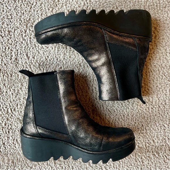 Fly London “Bagu” Metallic Leather Wedge Platform Chelsea Boots - Picture 10 of 16